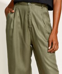Bermuda-Feminina-Mindset-Cintura-Alta-Alfaiatada-com-Bolsos-Verde-Militar-9952923-Verde_Militar_4