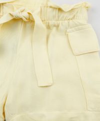 Short-Infantil-Clochard-com-Bolsos-e-Faixa-para-Amarrar-Amarelo-9963560-Amarelo_3