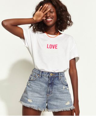 Blusa-Feminina-Triya--Love--Flocada-Manga-Curta-Decote-Redondo-Branca-9965093-Branco_1