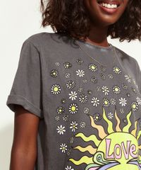 Blusa-Feminina-Triya-com-Estampa--Love--Manga-Curta-Decote-Redondo-Chumbo-9965094-Chumbo_5