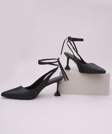 Scarpim-Feminino-Oneself-Salto-Medio-Taca-Bico-Fino-com-Tachas-e-Tira-para-Amarrar-Preto-9965613-Preto_1 Scarpim-Feminino-Oneself-Salto-Medio-Taca-Bico-Fino-com-Tachas-e-Tira-para-Amarrar-Preto-9965613-Preto_1