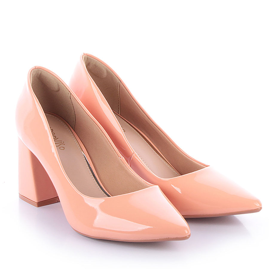scarpin laranja verniz