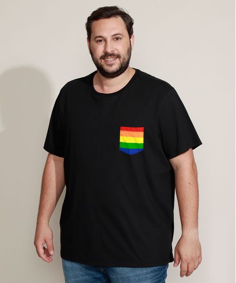 Camiseta-Masculina-Plus-Size-Pride-com-Bolso-Listrado-Arco-Iris-Manga-Curta-Gola-Careca-Preta-9966234-Preto_1