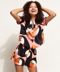 Camisa-Feminina-Cropped-Estampada-de-Tucanos-Manga-Curta-Multicor-9957557-Multicor_1