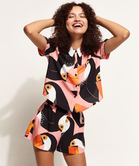 Camisa-Feminina-Cropped-Estampada-de-Tucanos-Manga-Curta-Multicor-9957557-Multicor_1