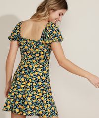 Vestido-Feminino-Curto-Estampado-Folhas-e-Frutas--Manga-Curta-Bufante-Decote-V-com-Babado-Preto-9972203-Preto_2