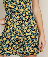 Vestido-Feminino-Curto-Estampado-Folhas-e-Frutas--Manga-Curta-Bufante-Decote-V-com-Babado-Preto-9972203-Preto_6