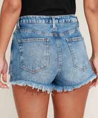 Short-Jeans-Feminino-Boy-Cintura-Media-Destroyed-com-Barra-Desfiada-com-Bandana-Estampada-Azul-Medio-9963996-Azul_Medio_2