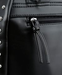 Mochila-com-Tachas-Preta-8655052-Preto_4