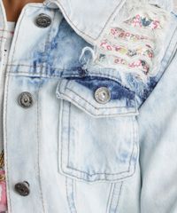 Jaqueta-Jeans-com-Rasgos-Azul-Claro-8719184-Azul_Claro_4