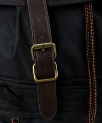 Mochila-com-Fivelas-Preta-8037062-Preto_4