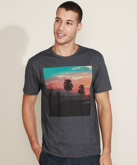 Camiseta-Masculina-Retrato-de-Paisagem-Manga-Curta-Gola-Careca-Cinza-Mescla-Escuro-9967398-Cinza_Mescla_Escuro_1 Camiseta-Masculina-Retrato-de-Paisagem-Manga-Curta-Gola-Careca-Cinza-Mescla-Escuro-9967398-Cinza_Mescla_Escuro_1