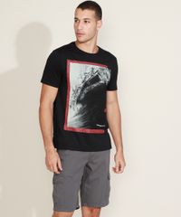 Camiseta-Masculina-Retrato-Onda-Manga-Curta-Gola-Careca-Preta-9960993-Preto_5