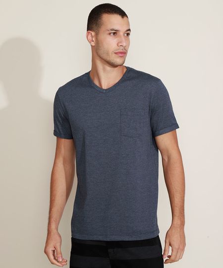 Camiseta-Masculina-Basica-com-Bolso-Gola-Careca-Gola-V-Azul-Escuro-9964946-Azul_Escuro_1