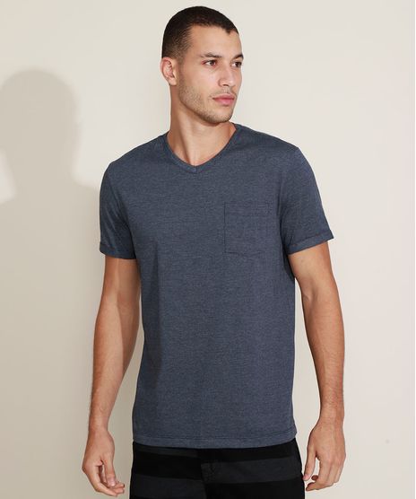 Camiseta-Masculina-Basica-com-Bolso-Gola-Careca-Gola-V-Azul-Escuro-9964946-Azul_Escuro_1