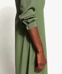 Vestido-Chemise-Feminino-DVF-Midi-com-Bolsos-Manga-Longa-Verde-Militar-9954225-Verde_Militar_6