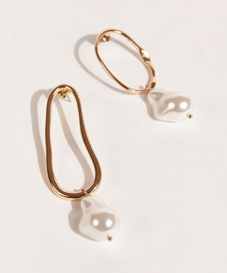 Brinco-Feminino-DVF-Assimetrico-com-Perola-Dourado-9954395-Dourado_1 Brinco-Feminino-DVF-Assimetrico-com-Perola-Dourado-9954395-Dourado_1