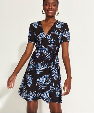 Vestido-Feminino-DVF-Curto-Envelope-Estampado-Folhas-Manga-Bufante-Preto-9954221-Preto_1