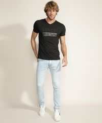 Camiseta-Masculina-Estampa-Geometrica-Metalizada-Manga-Curta--Gola-Careca-Preta-9965803-Preto_3