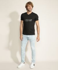 Camiseta-Masculina-Estampa-Geometrica-Metalizada-Manga-Curta--Gola-Careca-Preta-9965803-Preto_6