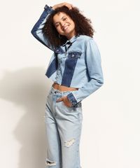Jaqueta-Jeans-Feminina-Cropped-com-Bolsos-Azul-Claro-9972741-Azul_Claro_2