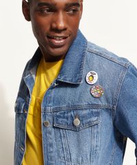 Jaqueta-Jeans-Unissex-Oversized-com-Estampa-de-Grafite-e-Button-Azul-Medio-9973109-Azul_Medio_5 Jaqueta-Jeans-Unissex-Oversized-com-Estampa-de-Grafite-e-Button-Azul-Medio-9973109-Azul_Medio_5