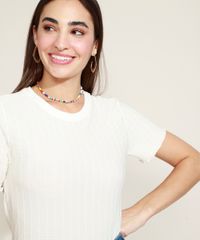 Blusa-Feminina-Canelada-com-Lastex-Manga-Curta-Decote-Redondo-Off-White-9960742-Off_White_5