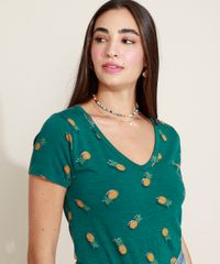 Blusa-Feminina-Estampada-de-Abacaxis-Manga-Curta-Decote-V-Verde-Escuro-9960530-Verde_Escuro_5