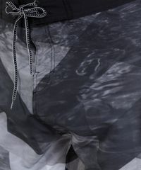 Bermuda-Estampada-Geometrica-Preta-8712531-Preto_4