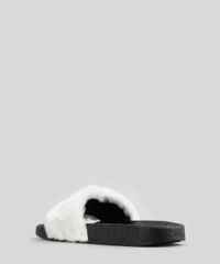 Chinelo-Slide-com-Pelo-Branco-8780867-Branco_3