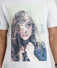 Camiseta-com-Estampa--Mulher--Cinza-Mescla-Claro-8659413-Cinza_Mescla_Claro_4