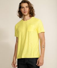 Camiseta-Masculina-Basica-Flame-com-Bolso-Manga-Curta-Gola-Careca-Amarelo-Claro-9971230-Amarelo_Claro_1