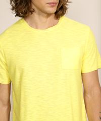 Camiseta-Masculina-Basica-Flame-com-Bolso-Manga-Curta-Gola-Careca-Amarelo-Claro-9971230-Amarelo_Claro_4