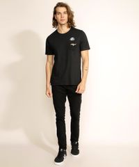 Camiseta-Masculina-Tom-e-Jerry-com-Bolso-Manga-Curta-Gola-Careca-Preta-9968109-Preto_3