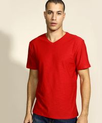 Camiseta-Masculina-Basica-Flame-Manga-Curta-Gola-V-Vermelha-9595137-Vermelho_1