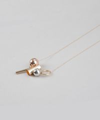 Colar-Longo-com-Pingente-Geometricos-Dourado-8716107-Dourado_3
