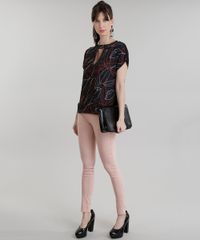 Blusa-Choker-com-Estampa-de-Folhas-Preta-8795758-Preto_3