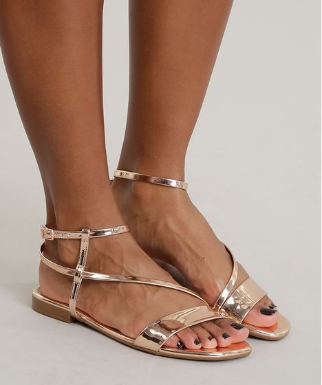 sandália rasteira beira rio adorno metalizado