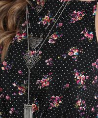 Macaquinho-Estampado-Floral-com-Poa-Preto-8723873-Preto_4