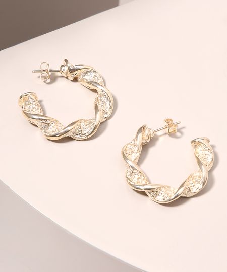 Brinco Feminino de Argola Torcido Dourado - Único Menor preço em Brinco Feminino de Argola Torcido Dourado - Único