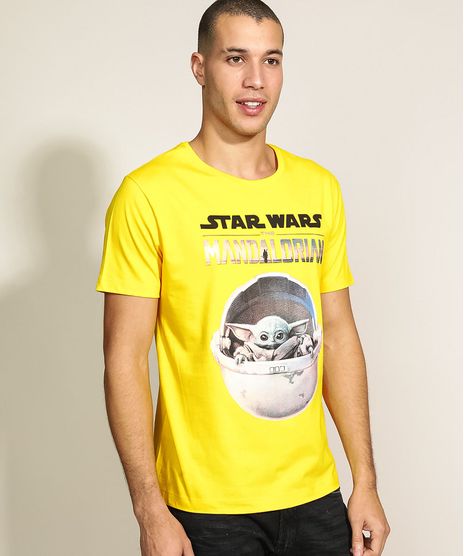 Camiseta-Masculina-Mandalorian--Baby-Yoda--Star-Wars-Manga-Curta-Gola-Careca-Amarela-9974914-Amarelo_1