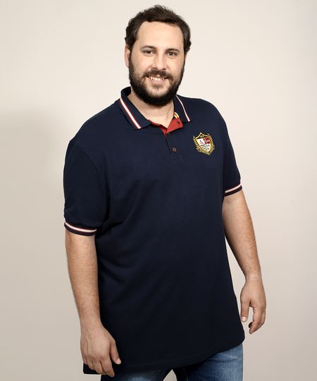 Polo-de-Piquet-Masculina-Plus-Size-Tradicional-com-Patch-Manga-Curta-Azul-Marinho-9952431-Azul_Marinho_1
