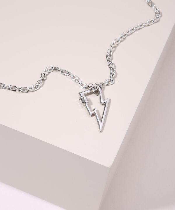 Colar Feminino Corrente com Pingente de Raio Prateado Único