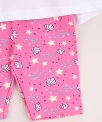 Conjunto-Infantil-de-Blusa-Ampla-Gata-Sereia-com-Glitter-e-Babado-Manga-Curta-Off-White---Bermuda-Estampada-Fundo-do-Mar-Rosa-9967875-Rosa_4