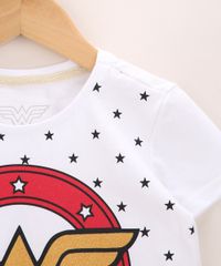 Blusa-Infantil-Ampla-Mulher-Maravilha-com-Glitter-Manga-Curta-Off-White-9968360-Off_White_4 Blusa-Infantil-Ampla-Mulher-Maravilha-com-Glitter-Manga-Curta-Off-White-9968360-Off_White_4