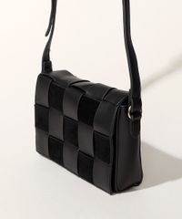 Bolsa-Feminina-Transversal-Tresse-com-Textura-Preta-9945785-Preto_3