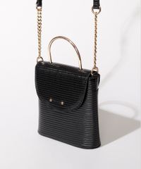 Bolsa-Feminina-Transversa-Cobra-com-Corrente-e-Alca-de-Metal-Preta-9915799-Preto_3