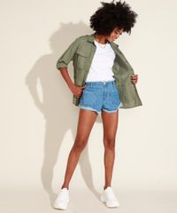 Short-Jeans-Feminino-Cintura-Alta-Lateral-Curta-com-Barra-e-Cos-Desfiados-Azul-Claro-9971815-Azul_Claro_3