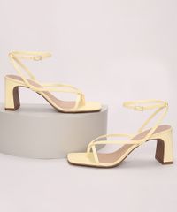 Sandalia-Feminina-Oneself-com-Tiras-Salto-Medio-Quadrado-Amarela-9973047-Amarelo_1