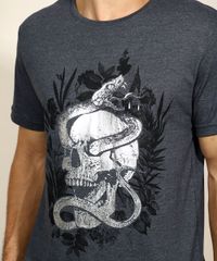 Camiseta-Masculina-Caveira-com-Cobra-Manga-Curta-Gola-Careca-Chumbo-9970356-Chumbo_2